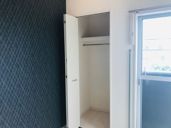 メゾンラフィネの収納|大きなものも収納できそうです