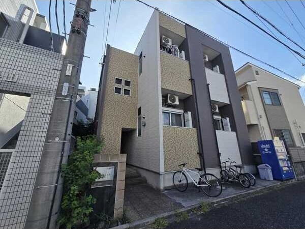 メゾンラフィネの外観|おしゃれな外観です