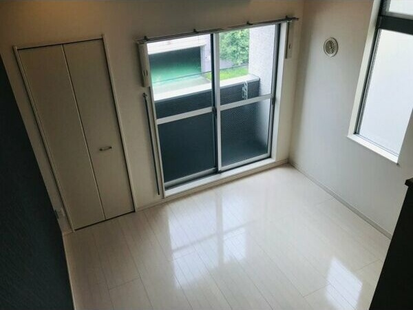 メゾンラフィネの居間・リビング|リビングです