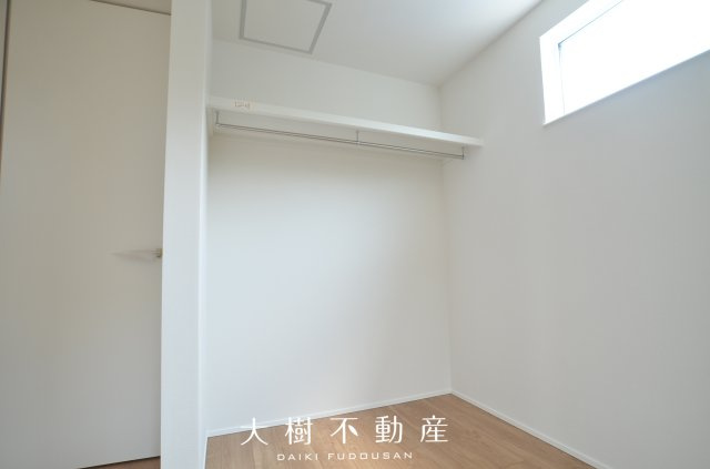 【洋室】 | 海老名市大谷南3丁目 新築戸建て 全3棟【仲介手数料無料】 | 2階　洋室3（6.0帖）クローゼット