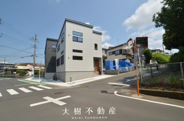 【前面道路含む現地写真】 | 海老名市大谷南3丁目 新築戸建て 全3棟【仲介手数料無料】