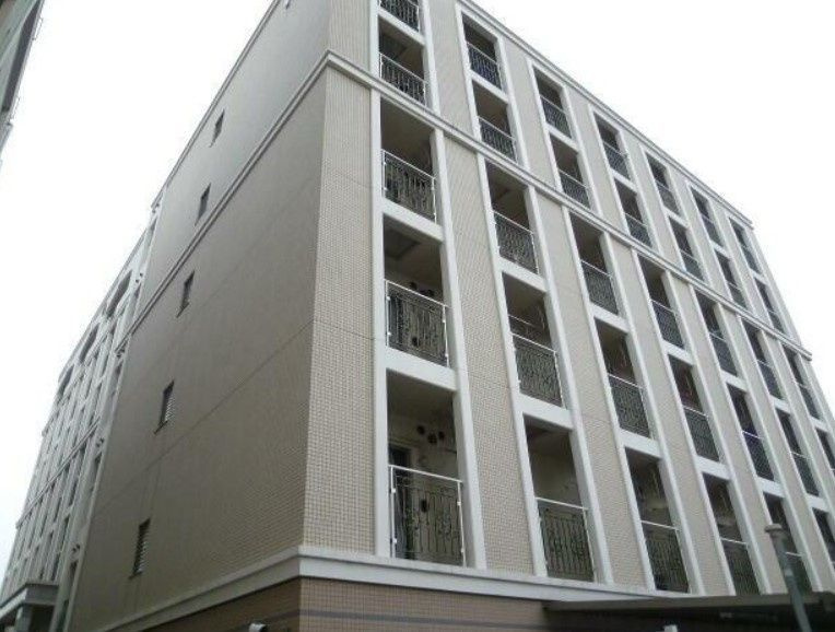 ソレイユ鶴瀬の外観