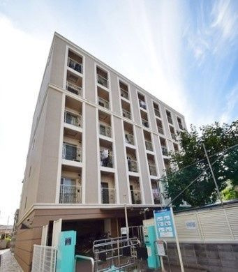 ソレイユ鶴瀬の外観