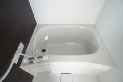 リブリ・ウィスタリアの浴室