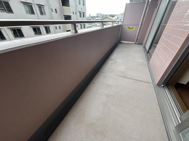 プレシオス藤が丘のバルコニー