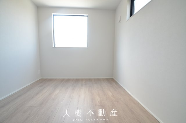 【洋室】 | 海老名市大谷南3丁目 新築戸建て 全3棟【仲介手数料無料】 | 2階　洋室1（6.0帖）