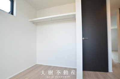【洋室】 | 海老名市大谷南3丁目 新築戸建て 全3棟【仲介手数料無料】 | 2階　洋室1（6.0帖）クローゼット