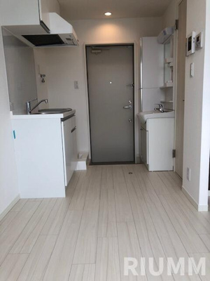 【玄関】 | Glanz栄町