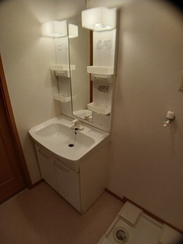 ガーデン　ハウス　緑丘Ｄの洗面所