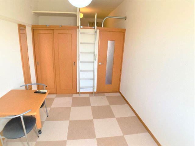 【寝室】 | 設備・仕様は号室により異なる為、現況を優先致します。