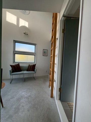 読谷村字瀬名波　収益物件の内装|3階