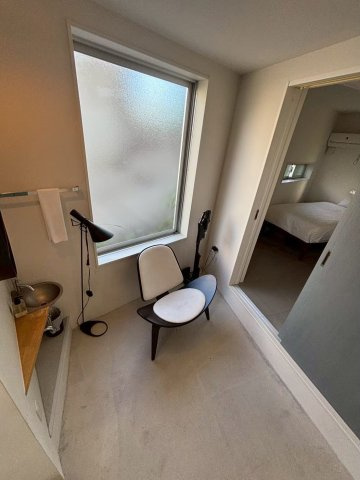 読谷村字瀬名波　収益物件の内装