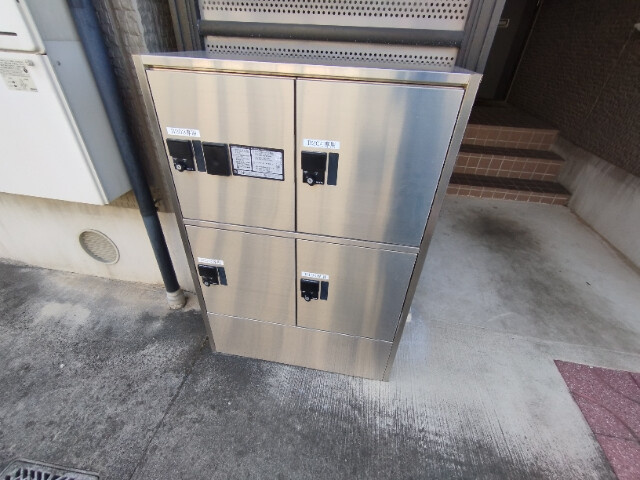 ハイカムールはなべＢ棟の駐車場