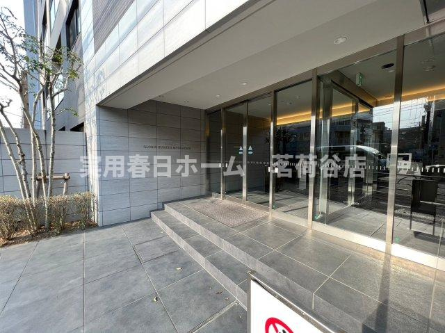 【エントランス】