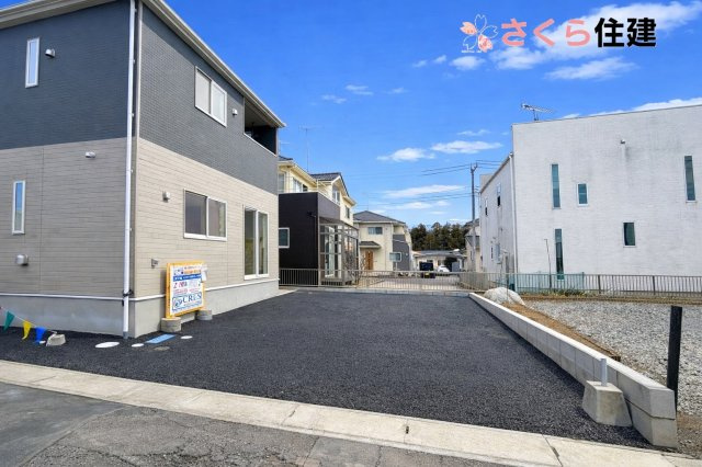 グレードルガーデン　小山市間々田第11　全１棟の駐車場|カースペース２～３台可能です。