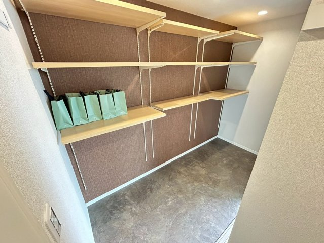 ラ・フォーレ紀寺の収納