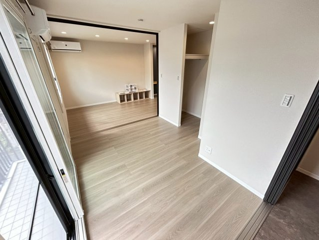 ラ・フォーレ紀寺の居間・リビング