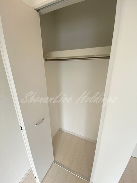 藤沢市朝日町のアパートの収納|洋服多い方にもおすすめ♪