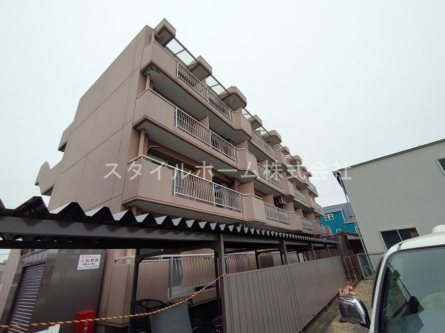 ユトリロ北山の外観