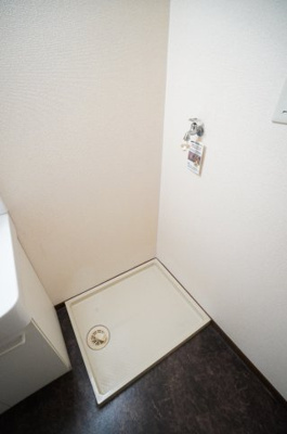 【洗面所】 | イーストサイド63 | ※同物件・反転タイプの写真です。