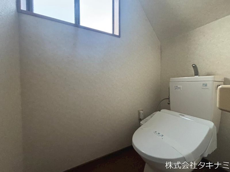 和田2丁目貸家のトイレ