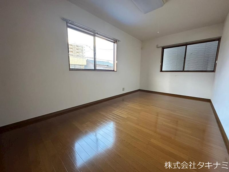 和田2丁目貸家の洋室