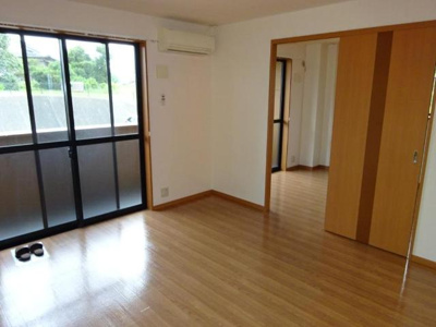 【居間・リビング】 | コンフォール・せいら | リビング