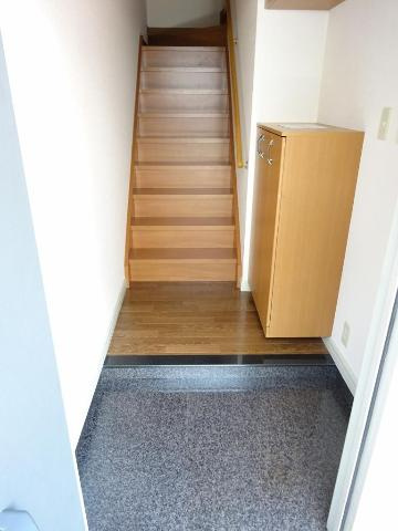 【玄関】 | ウエルネス伊万里Ⅱ | 玄関