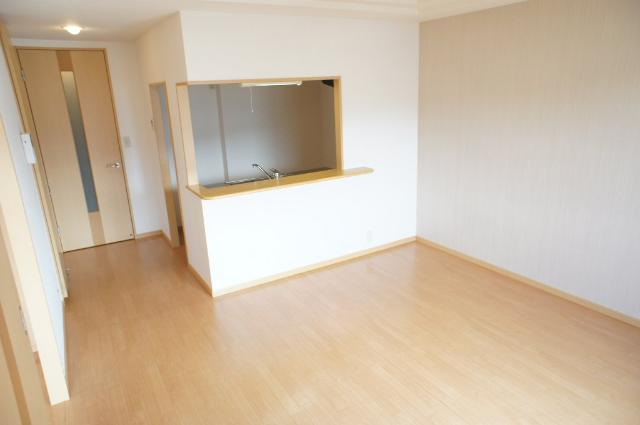 【居間・リビング】 | クレストール脇田 | リビング（イメージ）