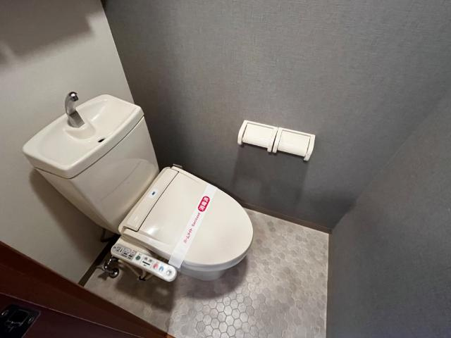 【トイレ】 | プリムロウズ | シャワー付トイレ