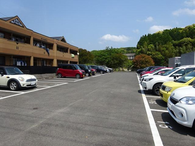 【外観】 | プリムロウズ | 外観写真（昼）