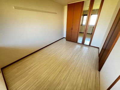 【内装】 | プリムロウズ | 北側洋室