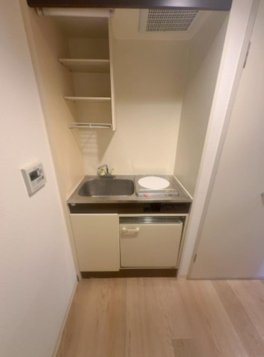 【キッチン】 | ストーク東池袋 | IHコンロを仕様としており、清潔感を保つことが易いです。