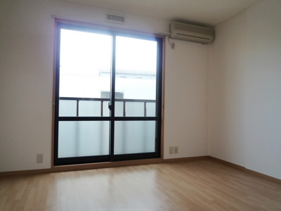 【居間・リビング】 | サンモール・ヤナセ | ゆったり過ごせるリビングです