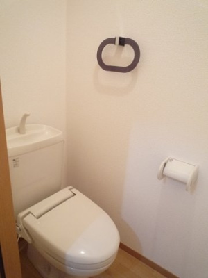 【トイレ】 | サンモール・ヤナセ | 清潔感のあるトイレです