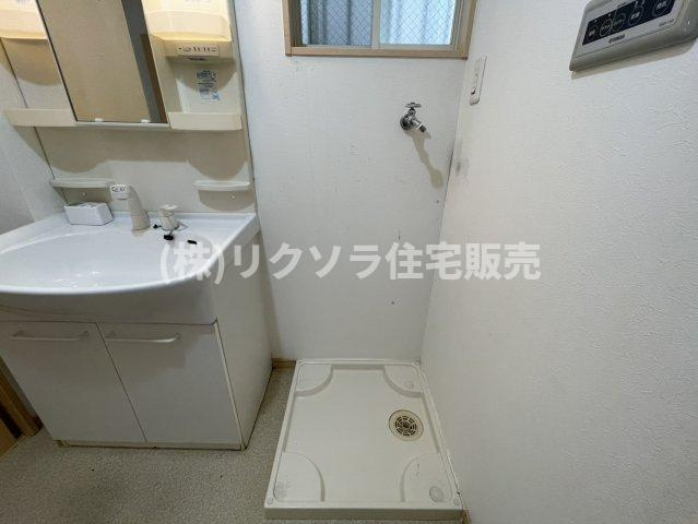 金田町１丁目　中古一戸建ての発電・温水設備|給湯器パネル
■物件内覧・資金計画相談・住宅ローン相談、リフォーム相談、お問合せ受付中■
※当日・翌日のご内覧、ご相談はお電話でのお問合せがスムーズです！