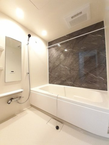 オランジェの浴室