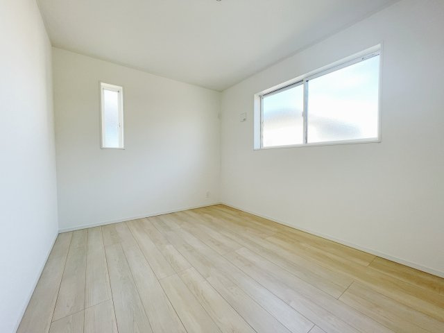新築戸建・新築建売　矢吹町八幡町第23　善郷小・矢吹中の洋室|二面採光で風通しも良好です♪24時間換気システムつきなので窓を開けなくても換気可能です！