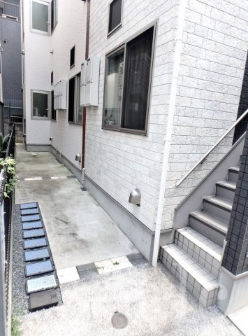 リブフラット北新宿のその他共用部分|駐輪スペースとして。