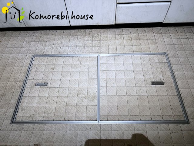 蓮田市関山４丁目　中古一戸建ての内装|床下収納です