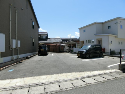 【駐車場】 | エレガンシア