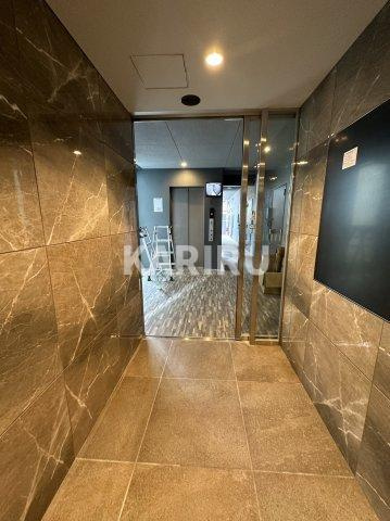 URBANLINK森小路駅前のロビー