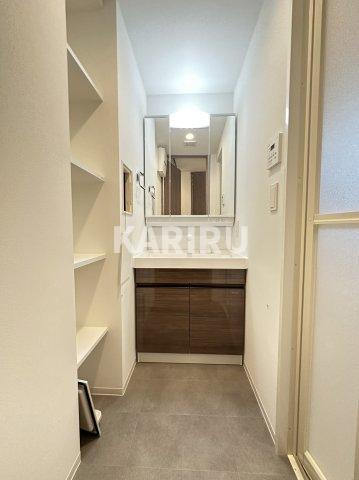 URBANLINK森小路駅前の独立洗面台