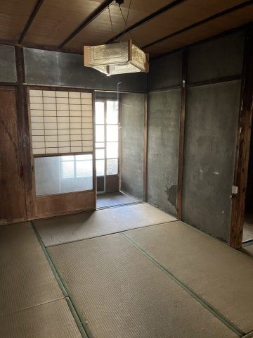 桐生市東小学校裏店舗兼住居の和室