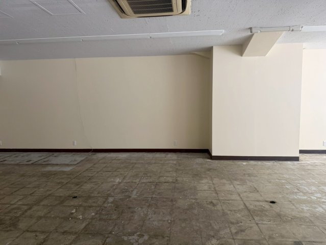 市橋ビル　B1-1Fの内装