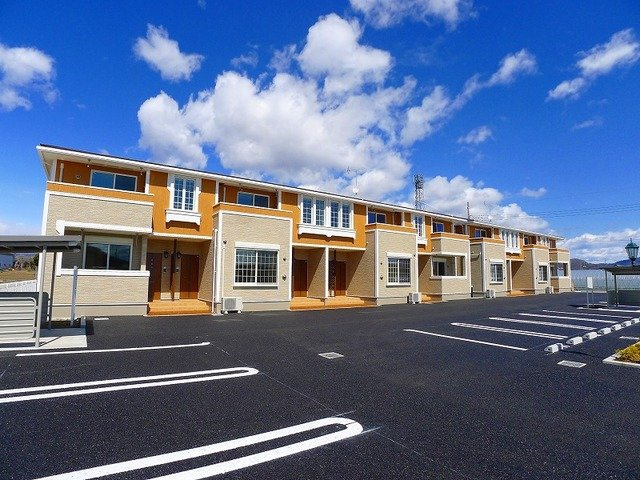 ルピナス・グリーン　Ｂの駐車場