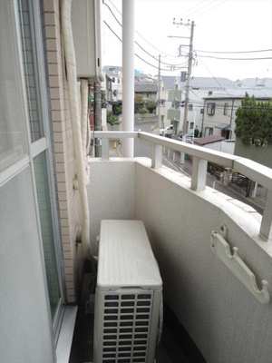 【バルコニー】 | スカイコート白楽第２ | ※別部屋参考写真