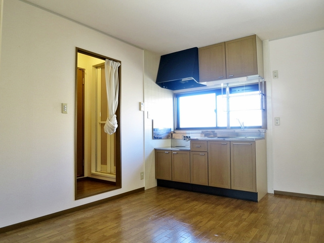 コスモクレールⅢのキッチン|広々ダイニング♪