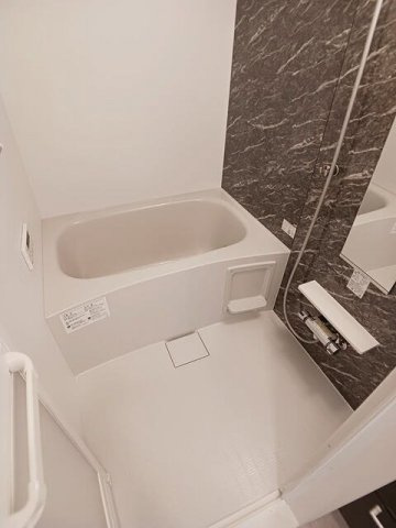 ルミノーソの浴室