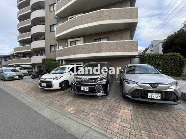 マイキャッスル五反野の駐車場|ドキドキの新生活も、安心してスタート。ぴったりの住まいを見つけませんか？クランディアが一緒に住まい選びをサポートします‼　まずは、お気軽にお問合せください　＃クランディア